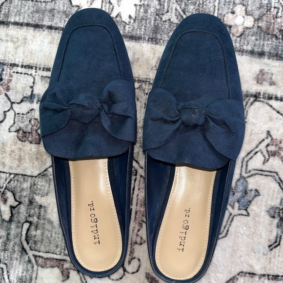 Blue vegan suede mules, flats, 8.5, NWOT. - Picture 12 of 14